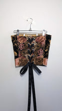 Load image into Gallery viewer, Kitten Needlepoint Tapestry Corset
